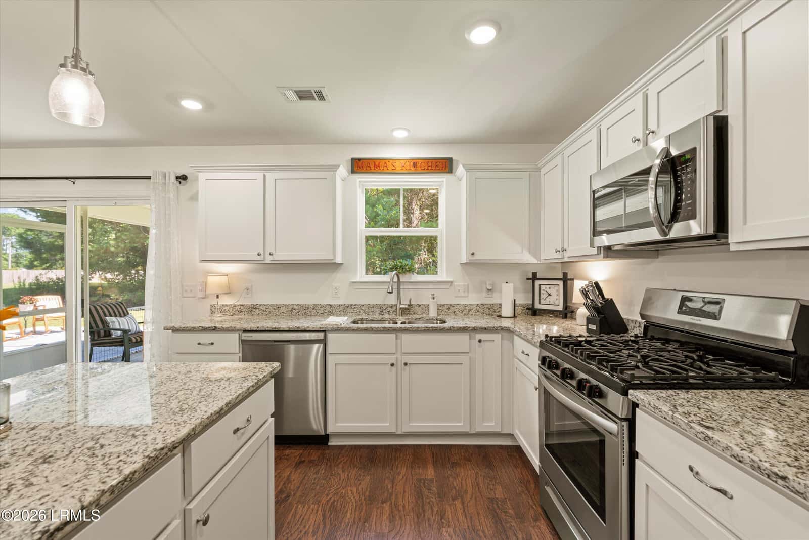 137 Teal Bluff Boulevard, Seabrook, SC 29940 — photo 10 of 37