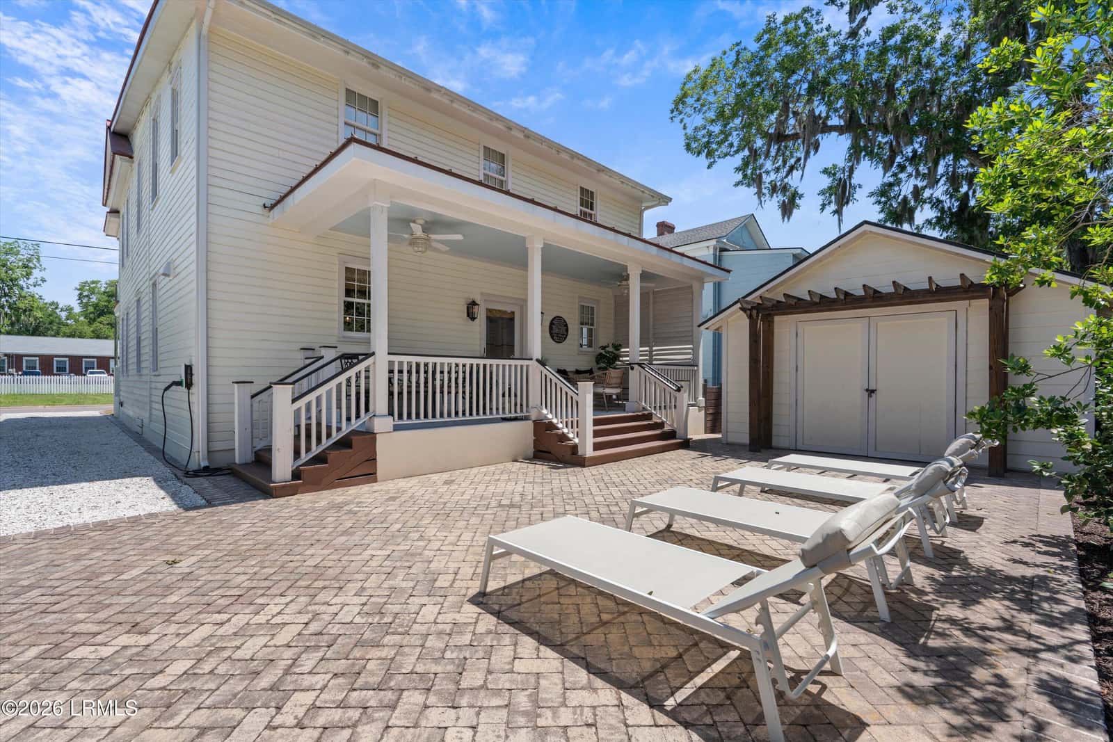 808 Washington Street, Beaufort, SC 29902 — photo 5 of 60