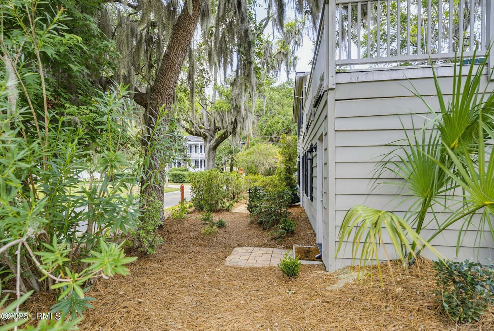710 Prince, Beaufort, SC 29902 — photo 5 of 63