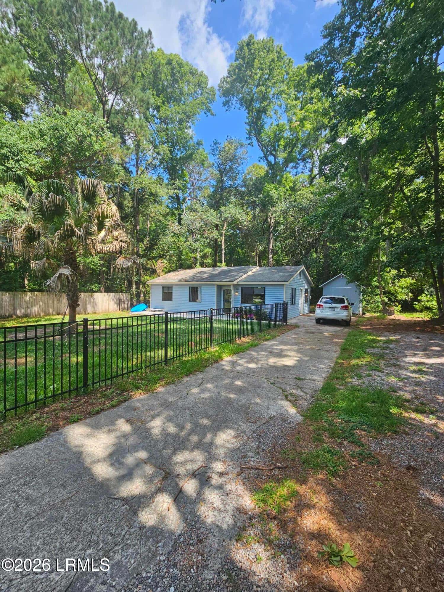 4001 Hodge Drive, Beaufort, SC 29906 — photo 3 of 14