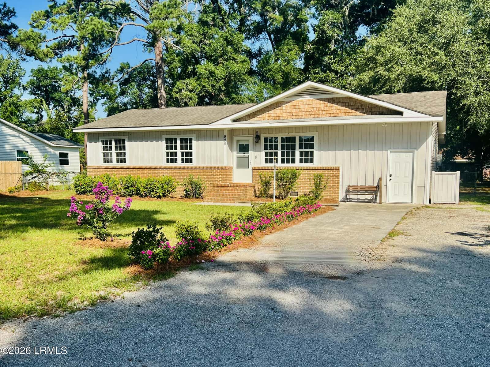 905 Belleview Circle W, Beaufort, SC 29902 — photo 1 of 20