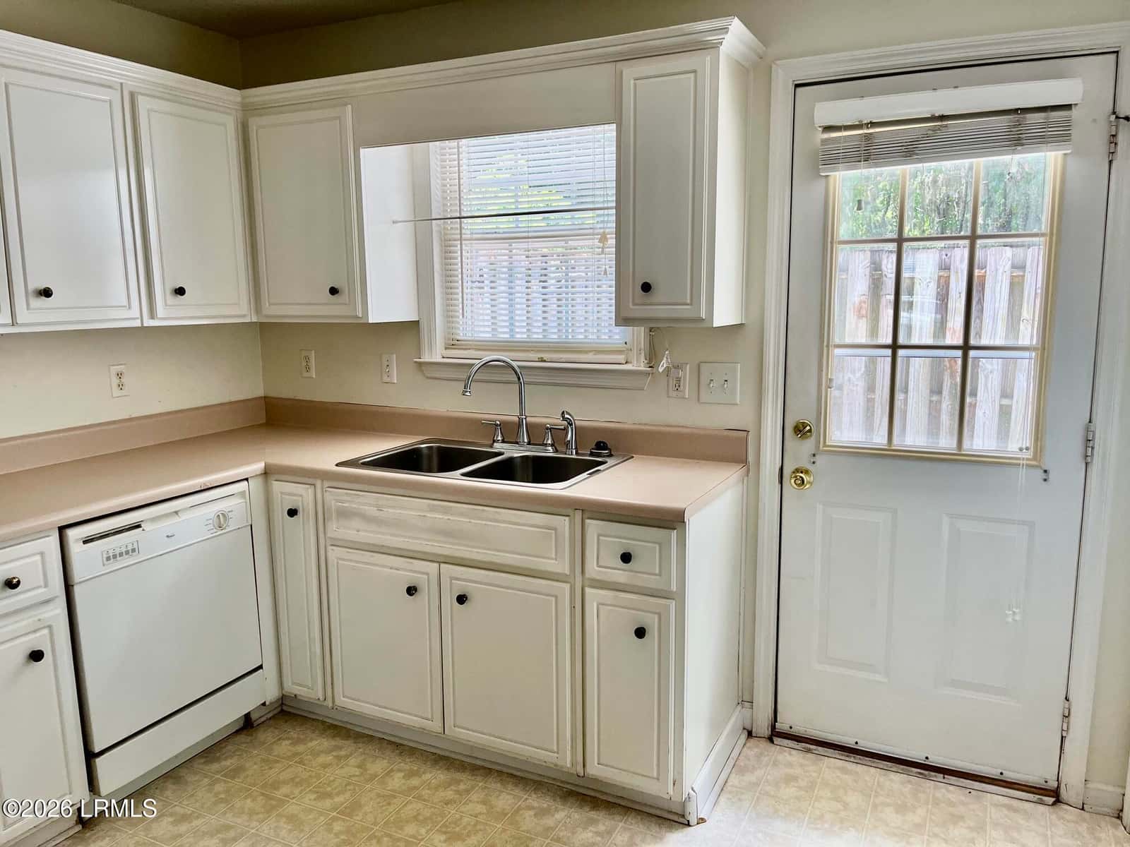 150 Cedar Grove Circle, Beaufort, SC 29902 — photo 9 of 23