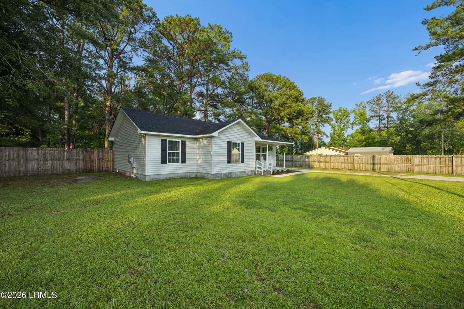 110 Sharon Avenue, Hampton, SC 29924 — photo 4 of 36
