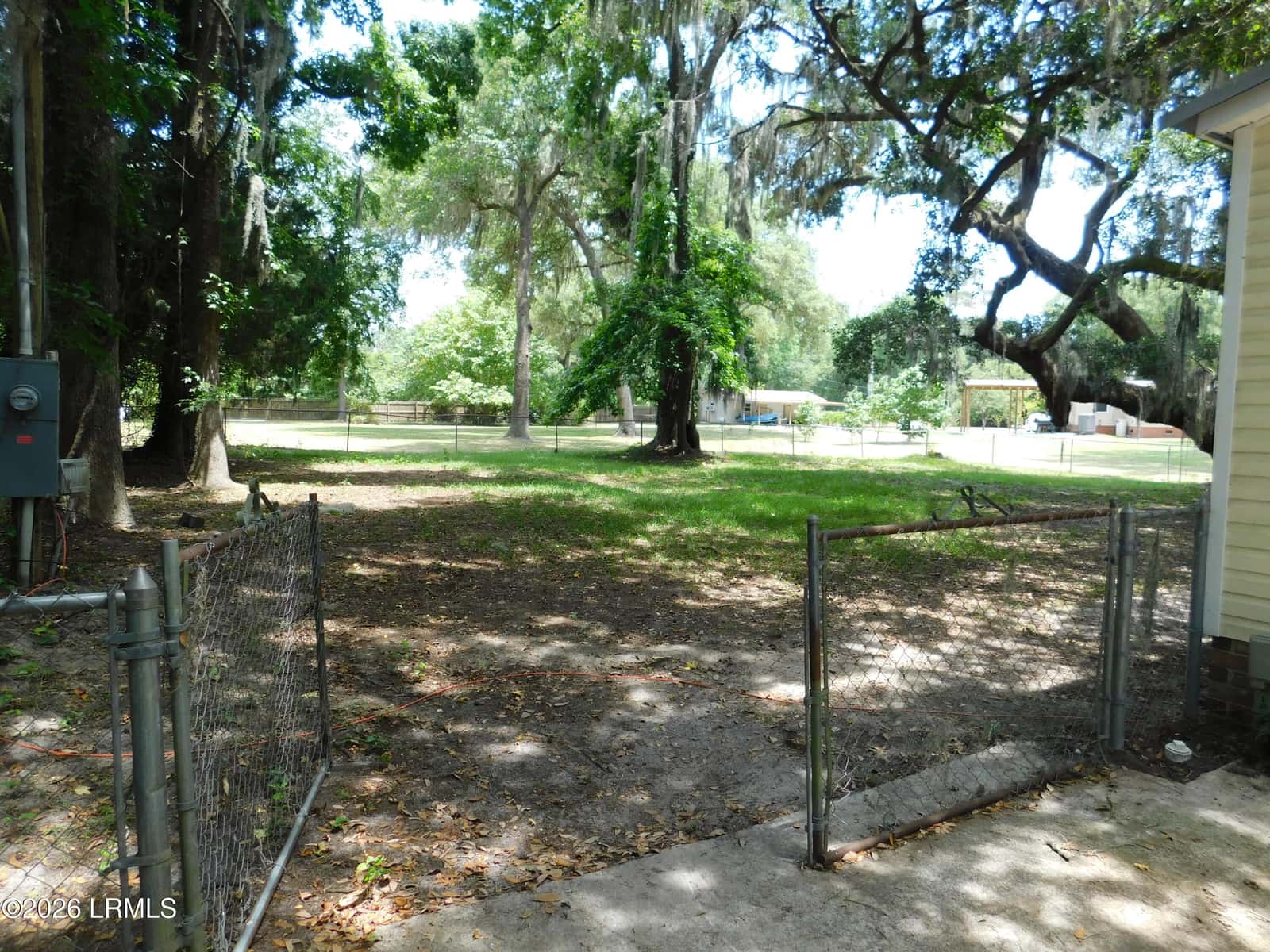 911 Grant Street, Beaufort, SC 29906 — photo 5 of 28