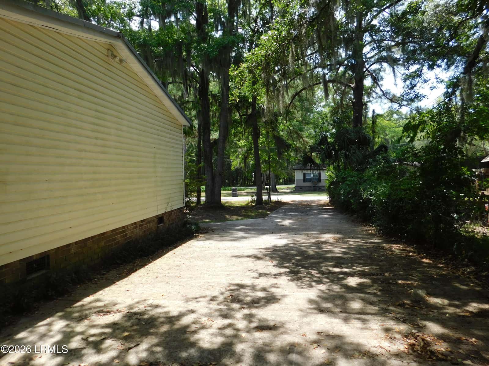 911 Grant Street, Beaufort, SC 29906 — photo 9 of 28