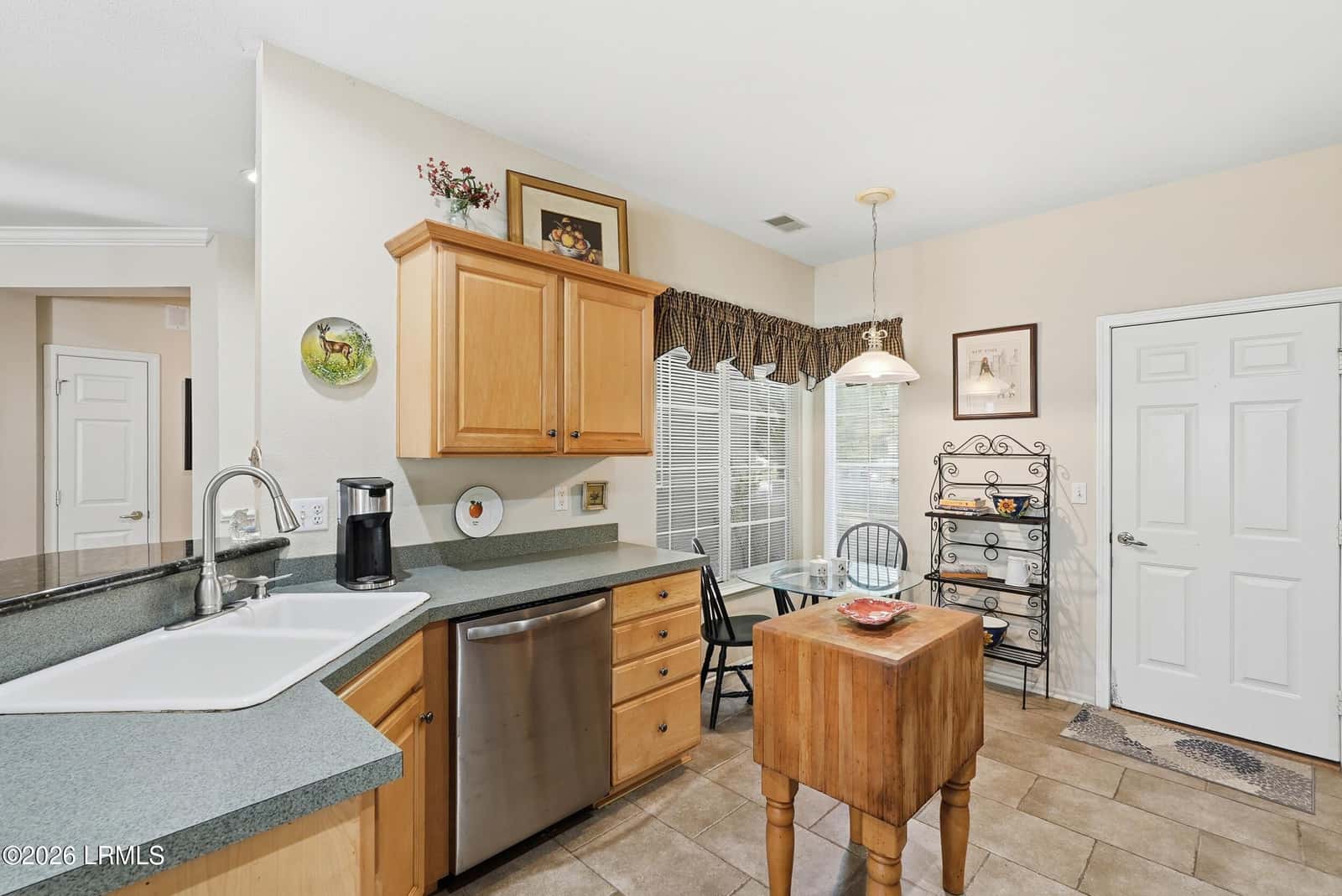 82 Hampton Circle, Bluffton, SC 29909 — photo 19 of 70