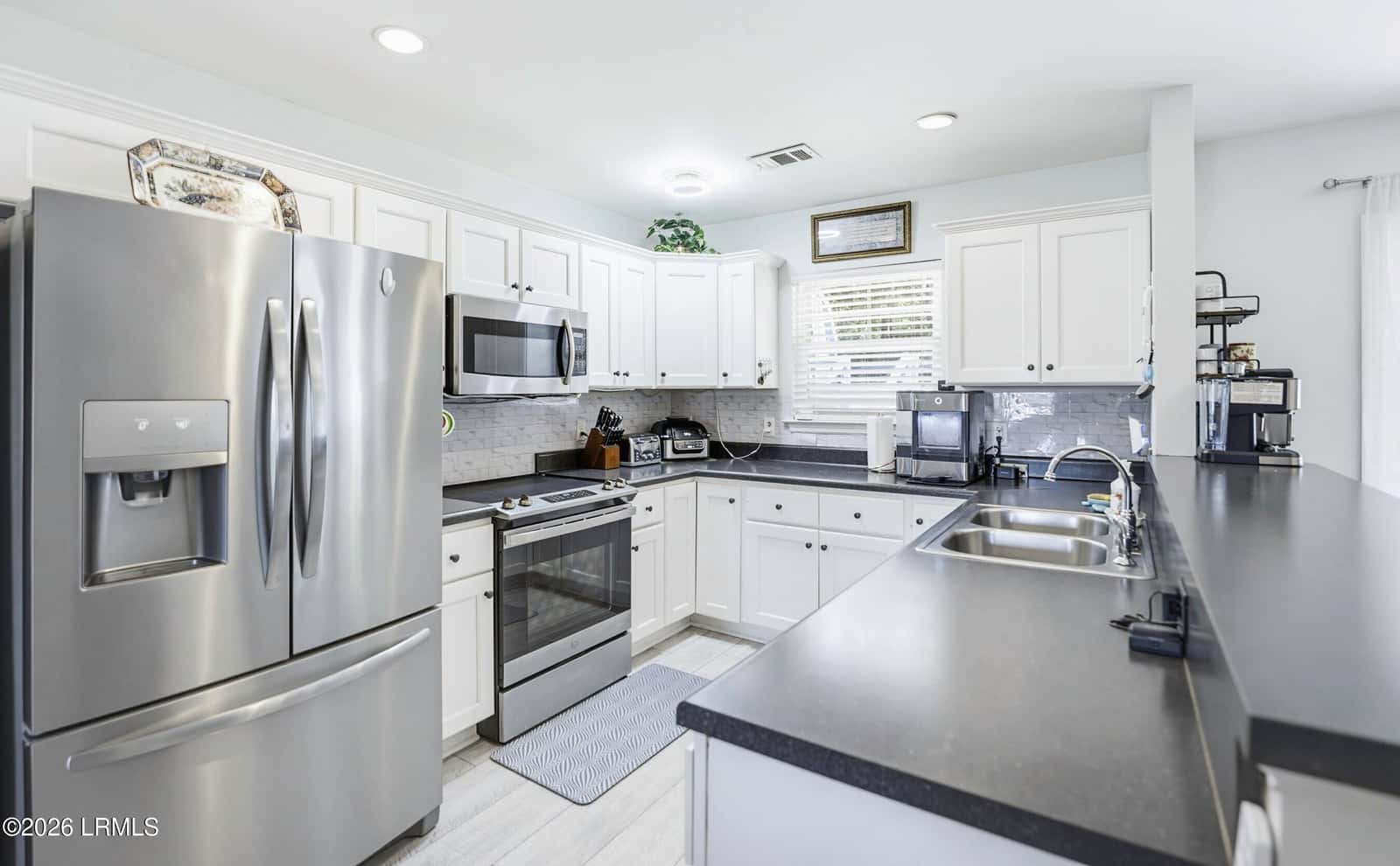 22 Applemint Lane, Beaufort, SC 29906 — photo 8 of 31
