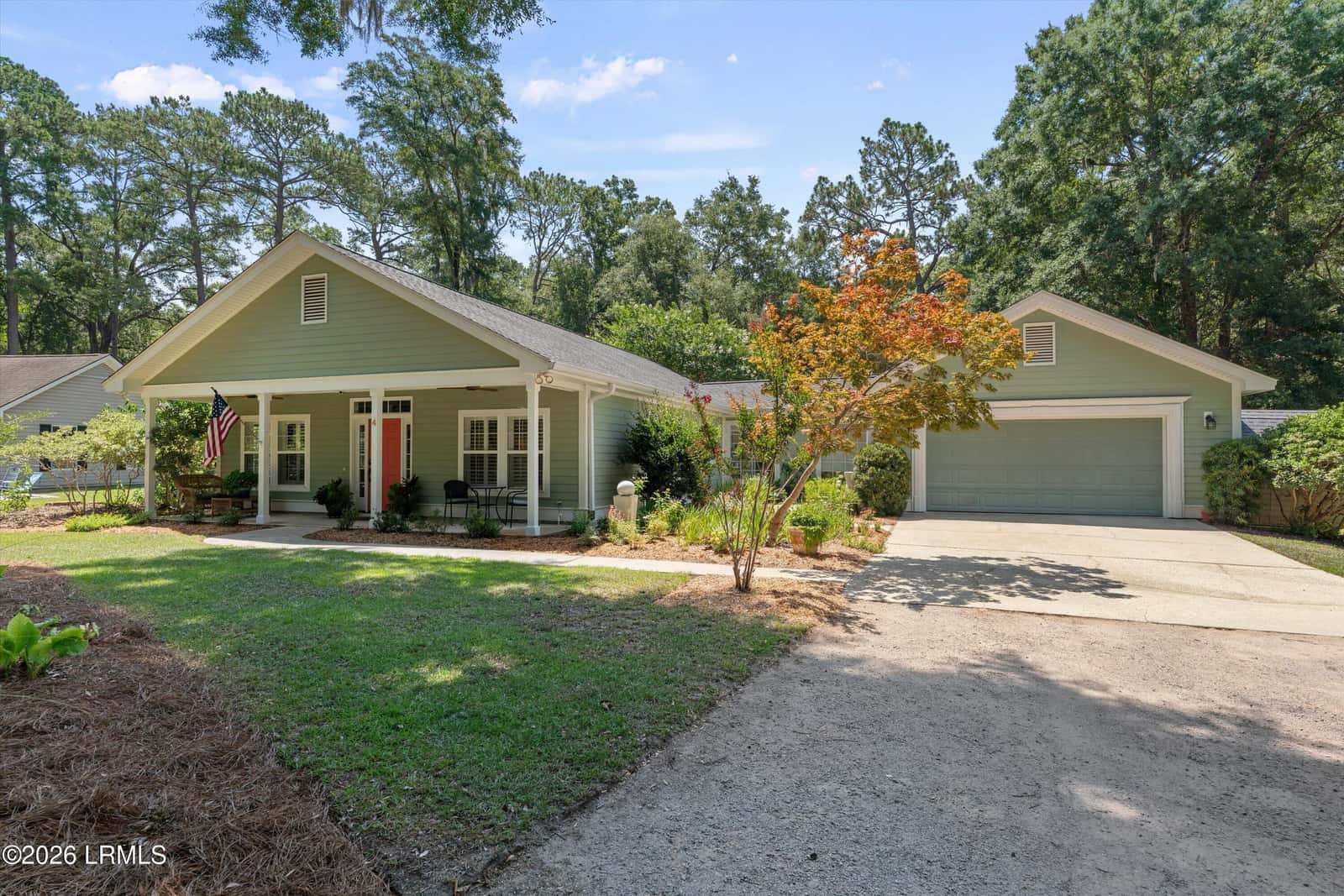 4 Woods Lane, Beaufort, SC 29907 — photo 2 of 39