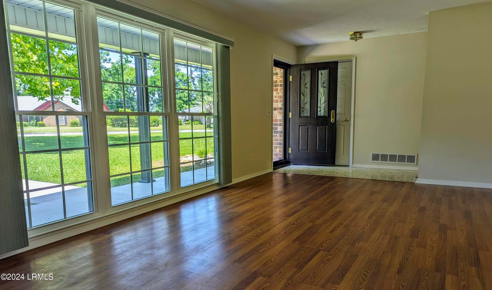 2233 Salem Road, Beaufort, SC 29902 — photo 5 of 26