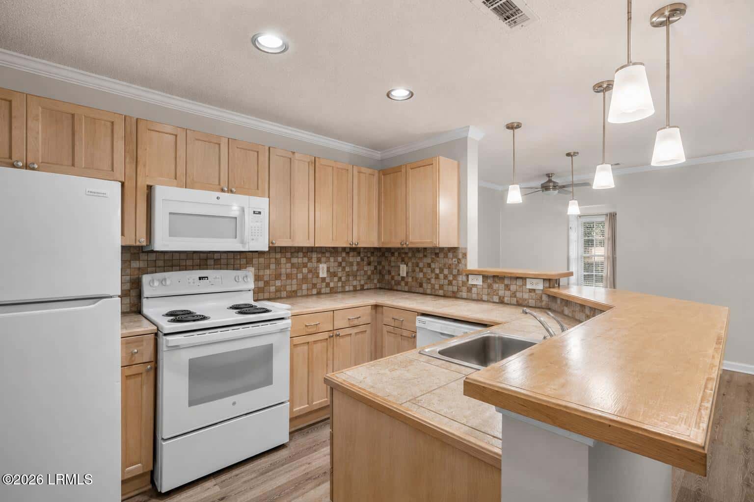 100 Kensington Boulevard 405, Bluffton, SC 29910 — photo 10 of 36