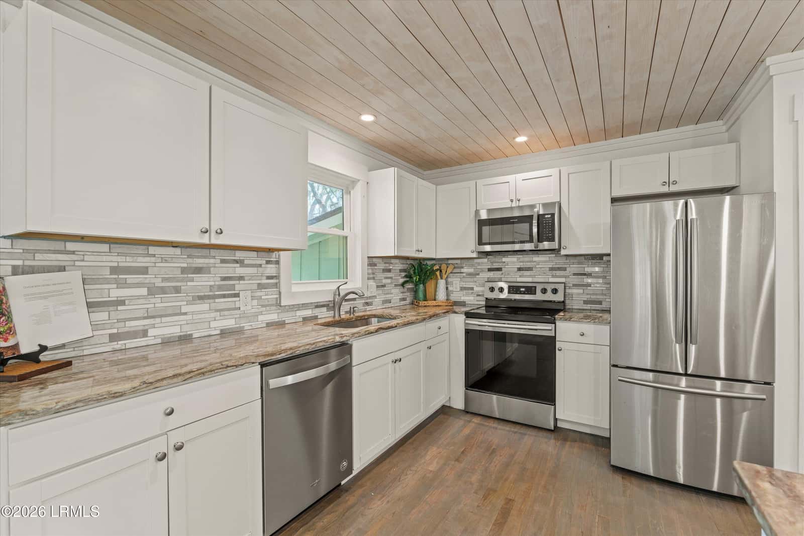 654 Broad River Boulevard, Beaufort, SC 29906 — photo 19 of 47