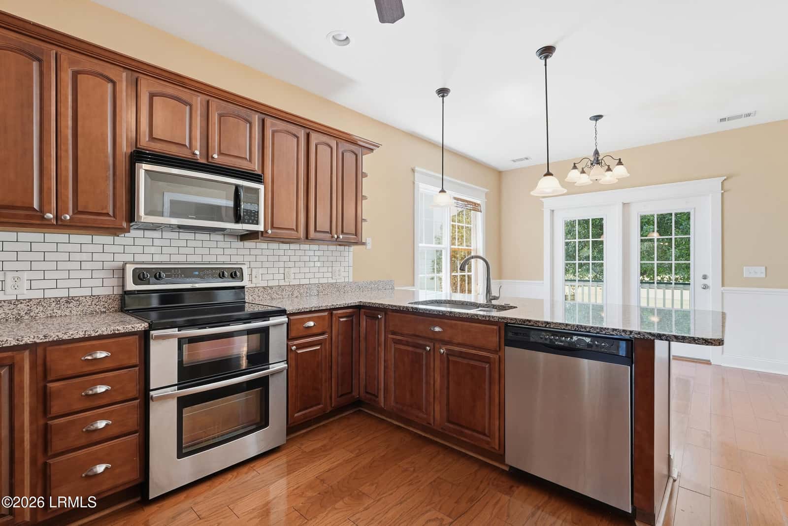 22 W National Boulevard, Beaufort, SC 29907 — photo 11 of 57