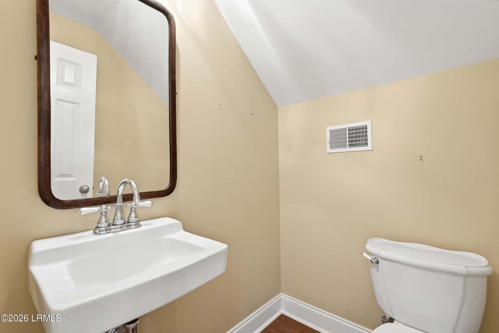 22 W National Boulevard, Beaufort, SC 29907 — photo 28 of 57