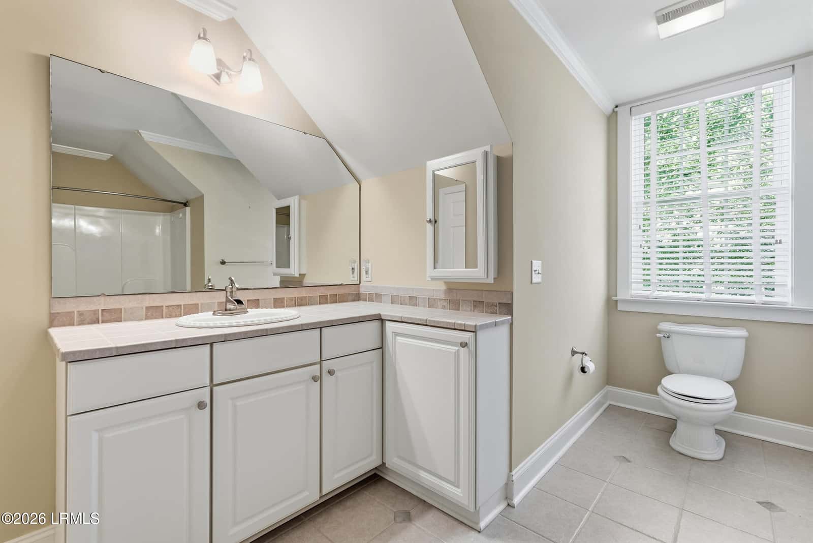 22 W National Boulevard, Beaufort, SC 29907 — photo 31 of 57
