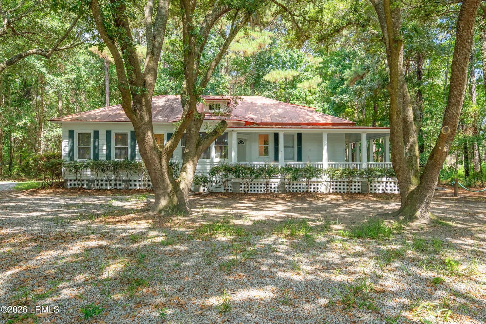 628 Robert Smalls Parkway, Beaufort, SC 29906 — photo 34 of 47