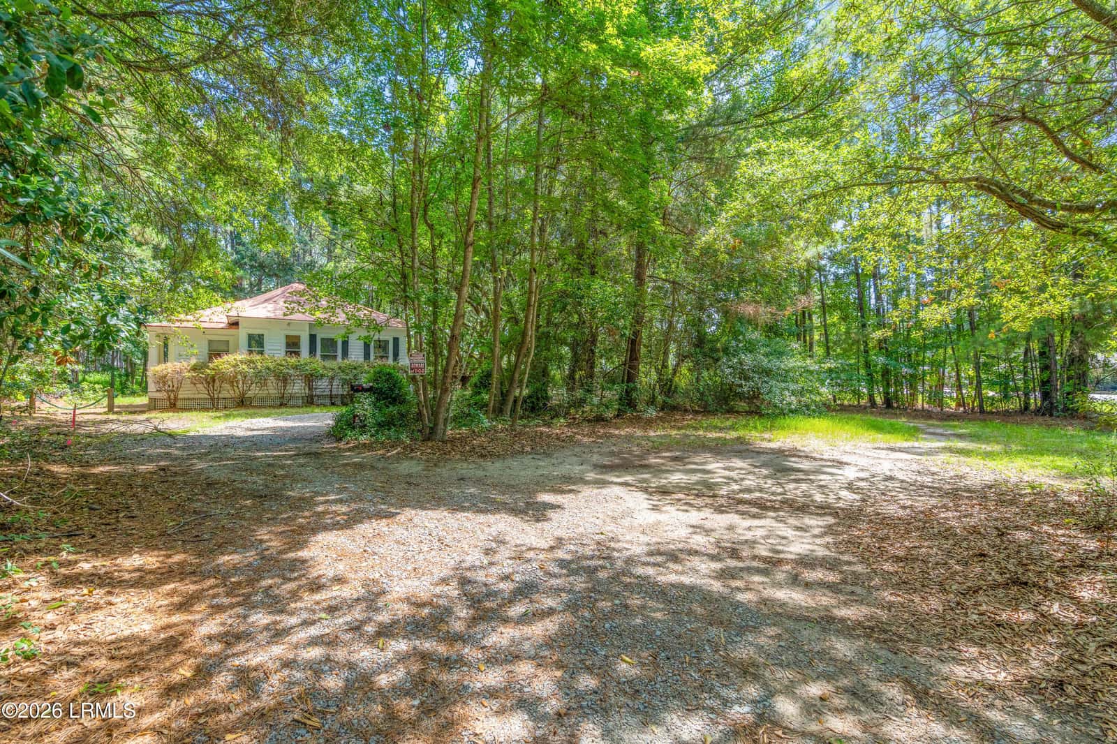 628 Robert Smalls Parkway, Beaufort, SC 29906 — photo 34 of 47