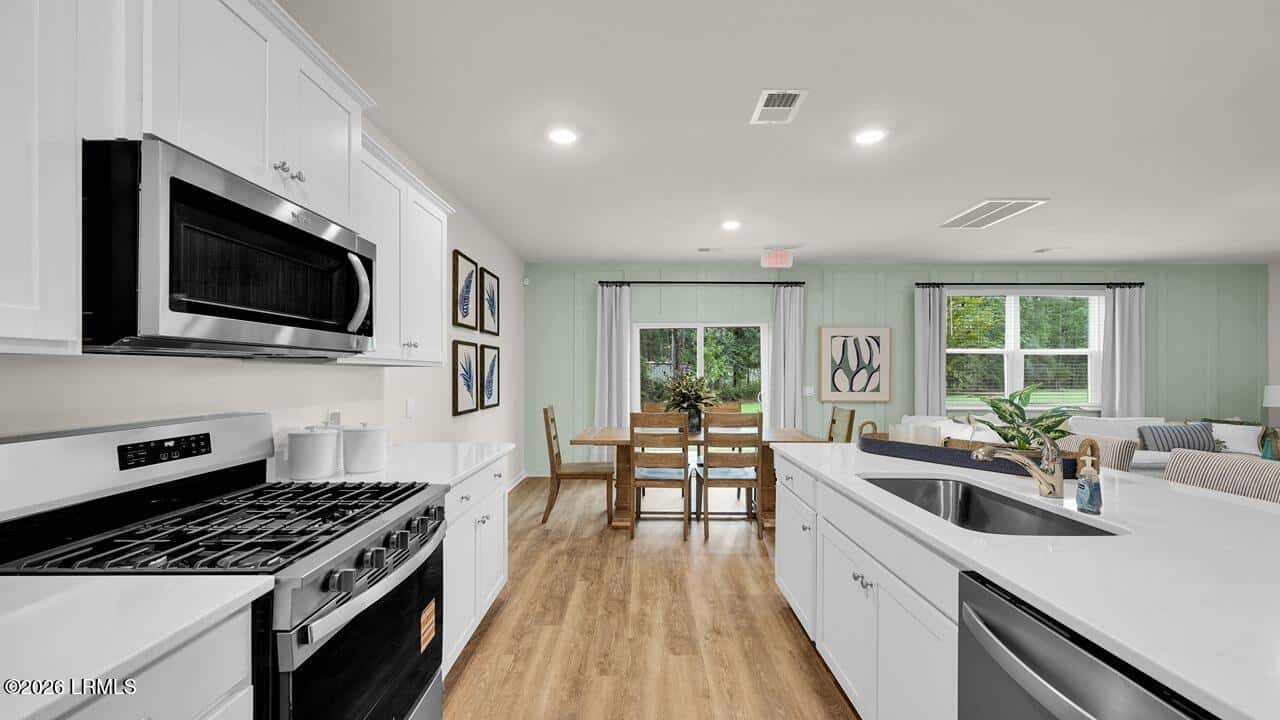 801 Castle Hill Drive, Yemassee, SC 29945 — photo 11 of 44