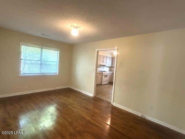 1006 Duke Street, Beaufort, SC 29902 — photo 3 of 13