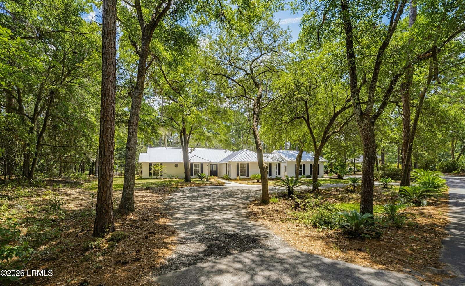 8 Gator Lane, Beaufort, SC 29907 — photo 4 of 67