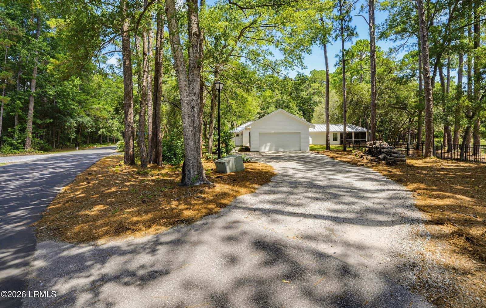 8 Gator Lane, Beaufort, SC 29907 — photo 9 of 67