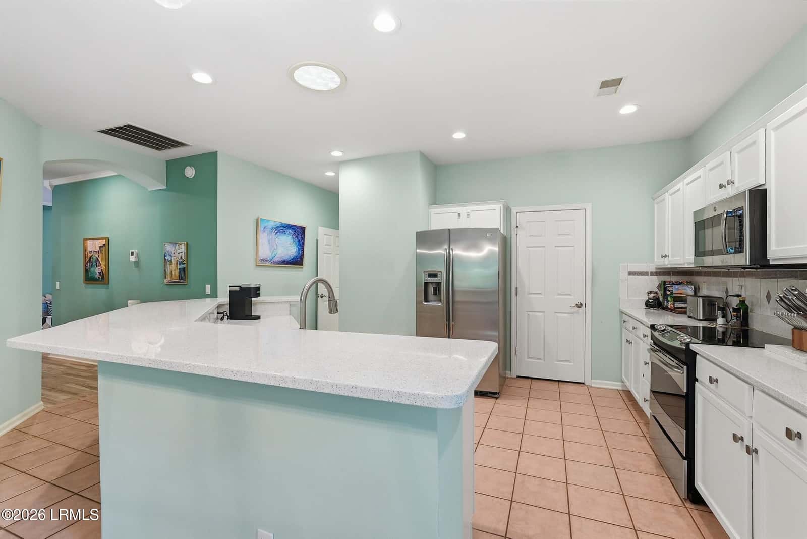 22 Saint Andrews Lane, Bluffton, SC 29909 — photo 8 of 28