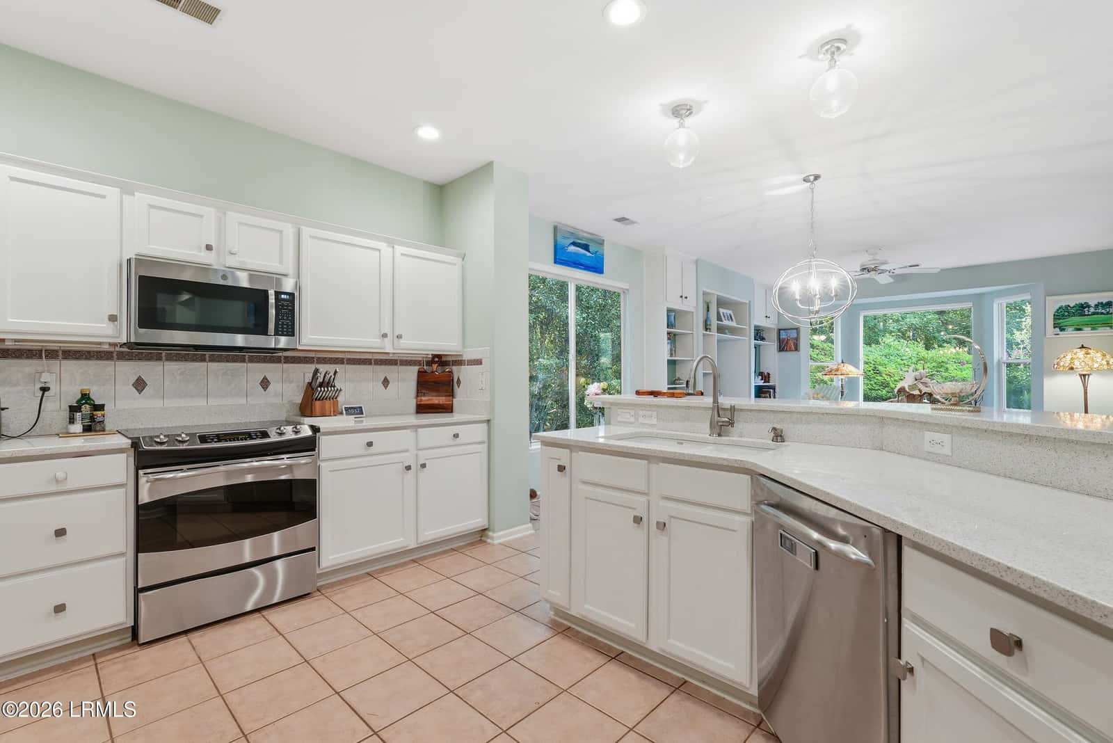 22 Saint Andrews Lane, Bluffton, SC 29909 — photo 4 of 28