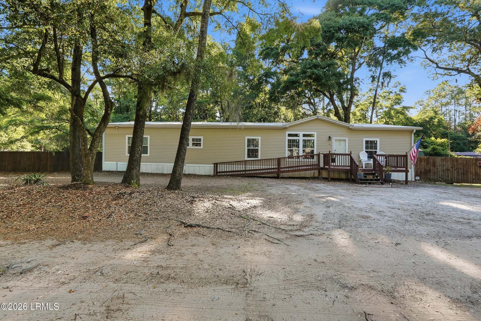 25 Billy Hill Road, Beaufort, SC 29906 — photo 4 of 46