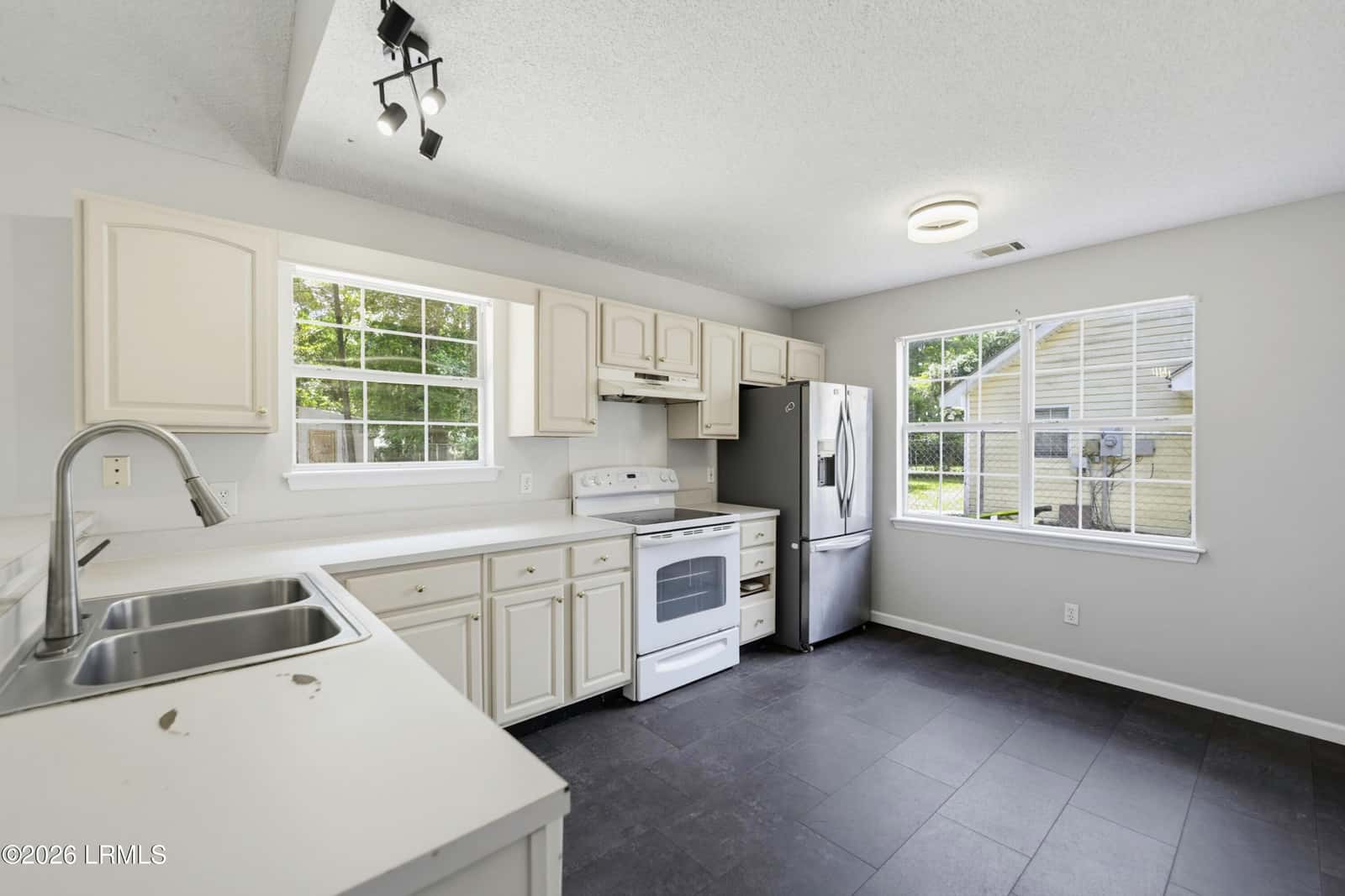 3 Eagle Trace Court, Beaufort, SC 29907 — photo 13 of 24