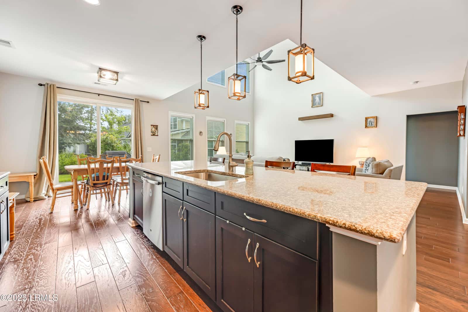 4 Tybee Island Court, Bluffton, SC 29910 — photo 6 of 69