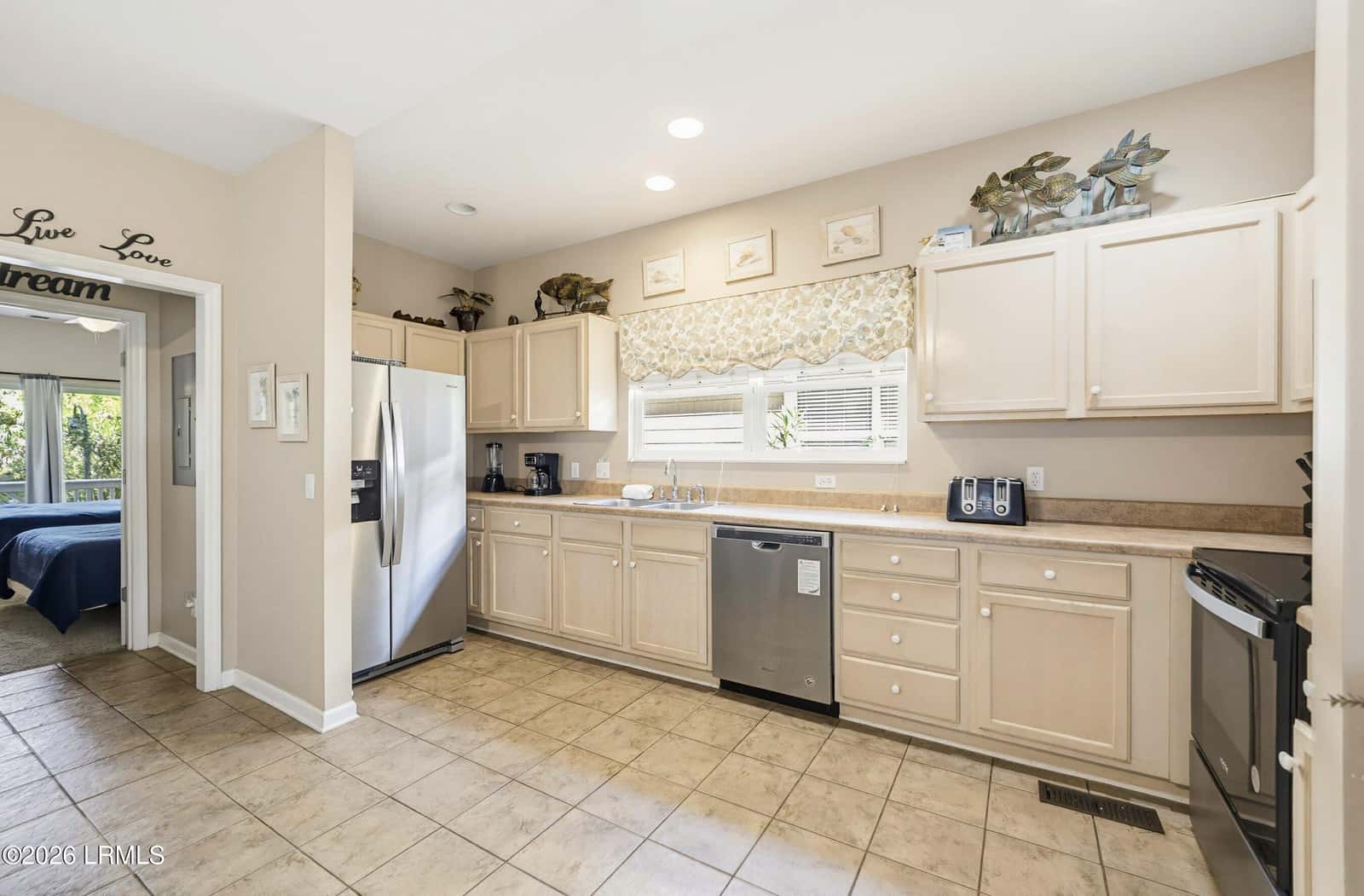 12 Davis Love Drive, Fripp Island, SC 29920 — photo 15 of 55