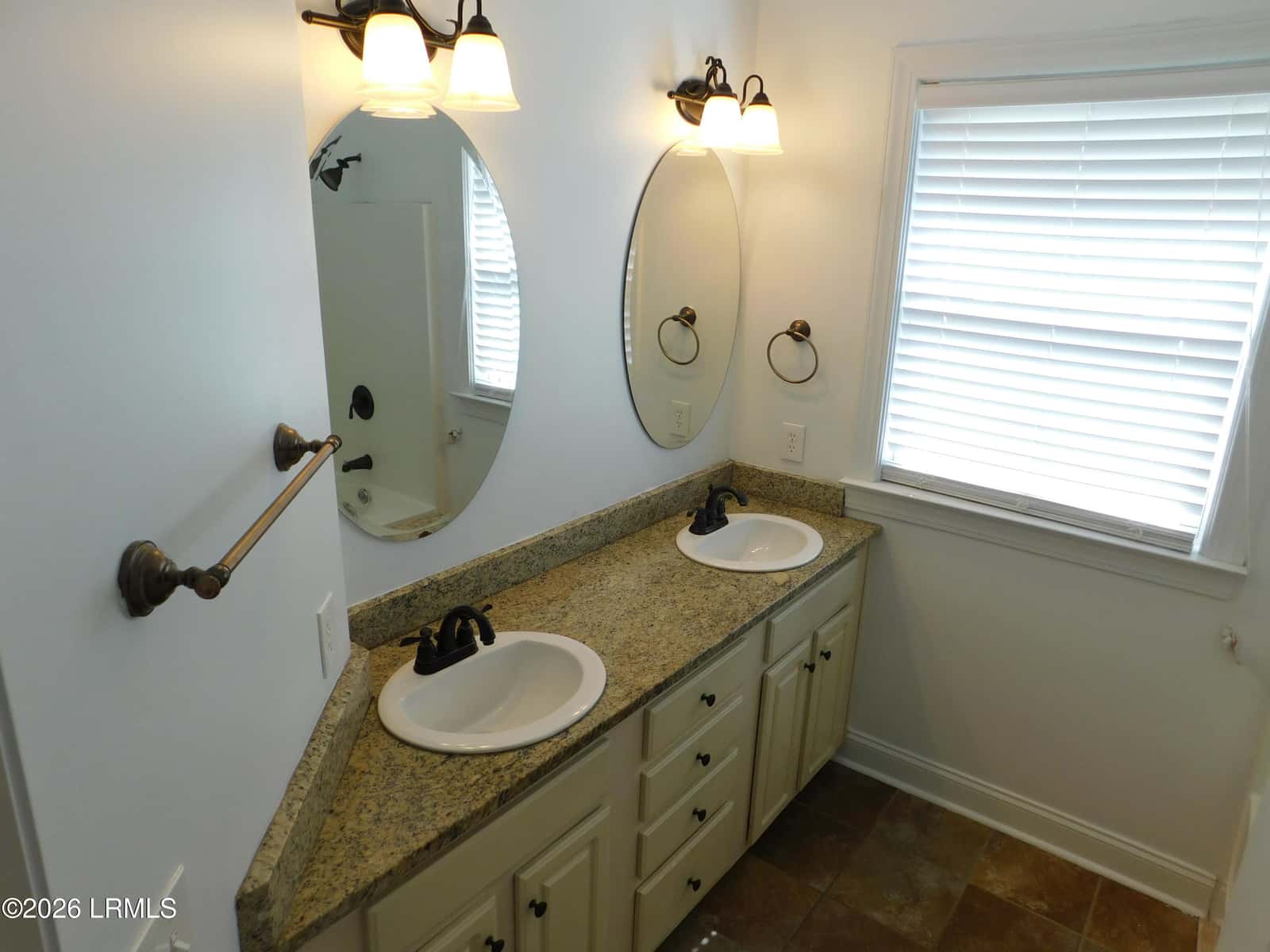 905 12th Street, Port Royal, SC 29935 — photo 15 of 50