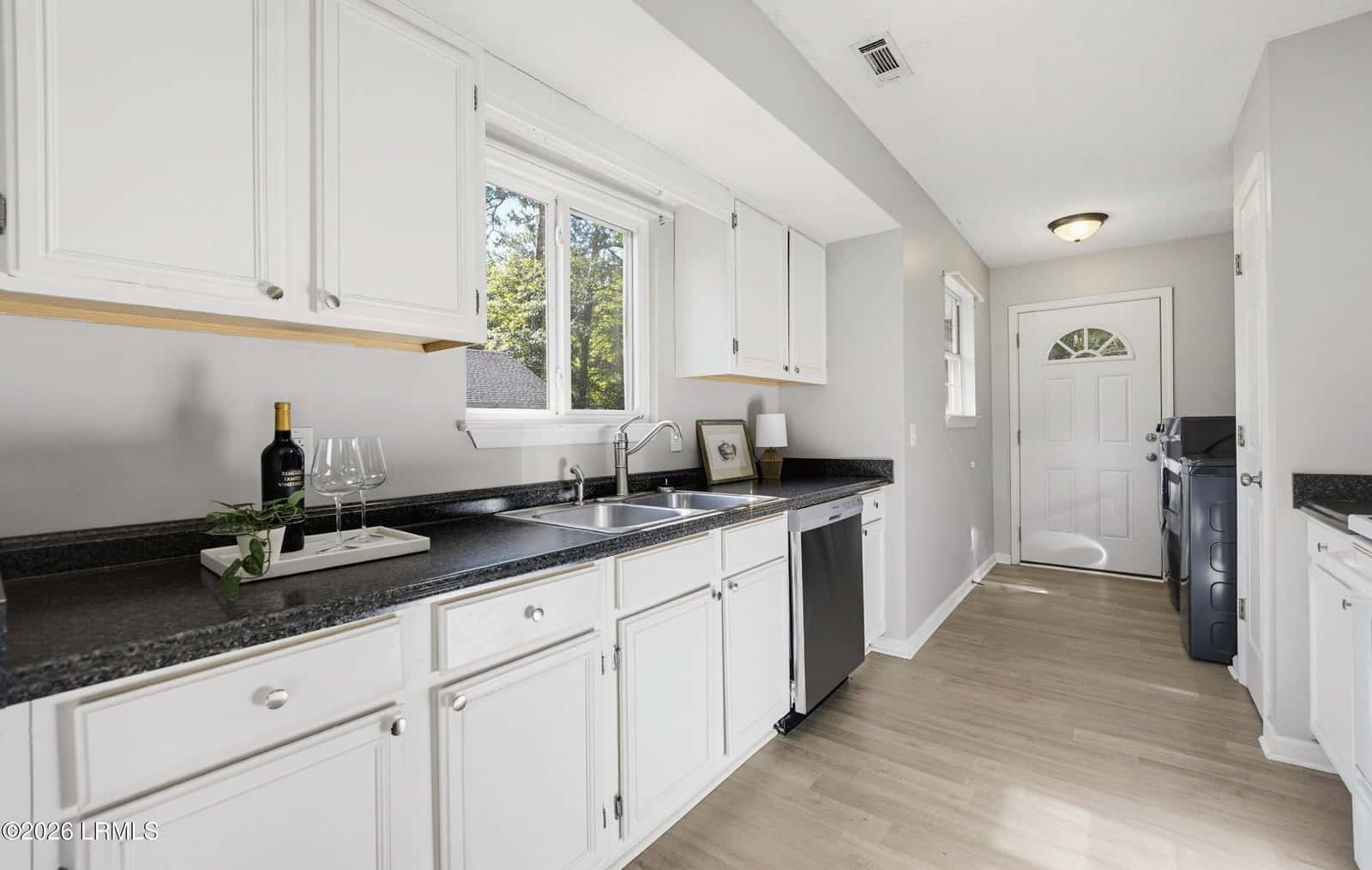 12 Robin Way, Beaufort, SC 29907 — photo 12 of 37