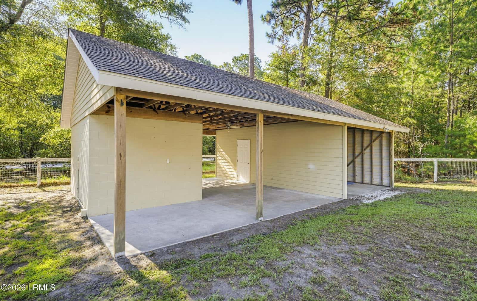 12 Robin Way, Beaufort, SC 29907 — photo 31 of 37