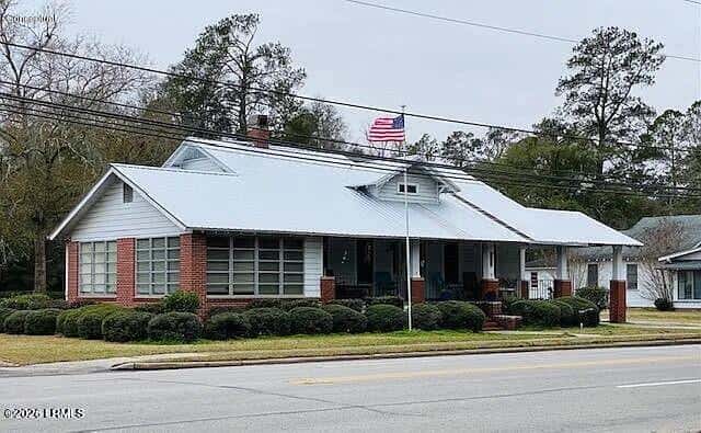 501 Elm Street W, Hampton, SC 29924 — photo 1 of 26