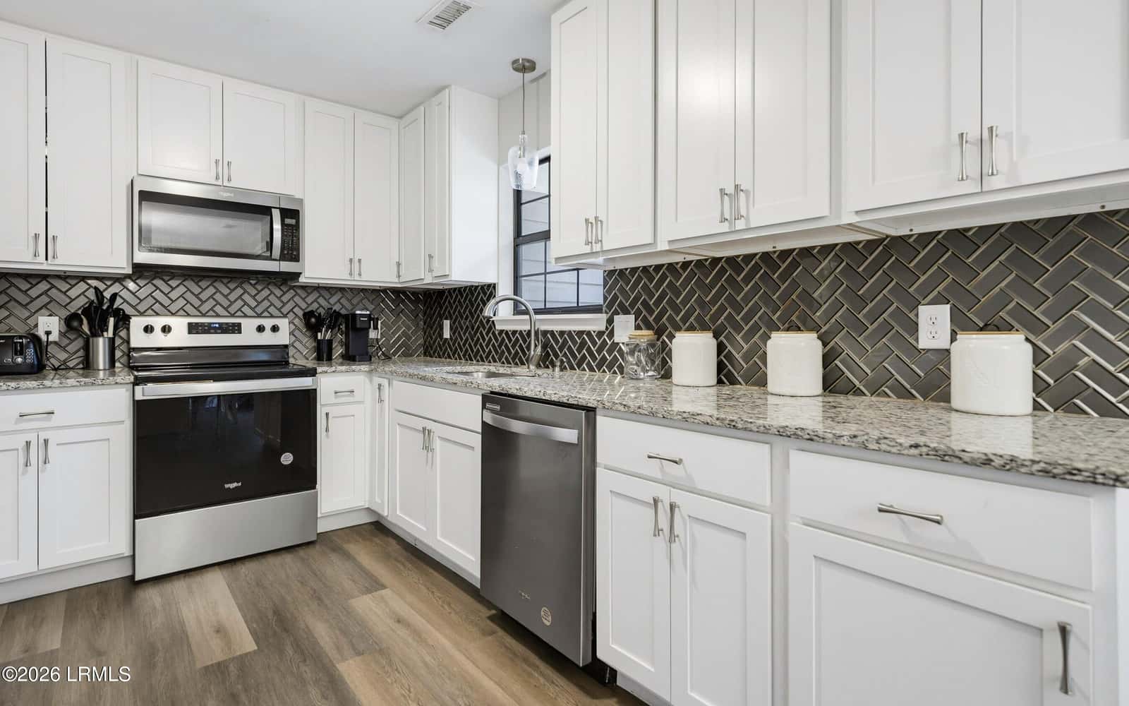 16 Wiggins Road, Beaufort, SC 29907 — photo 11 of 30