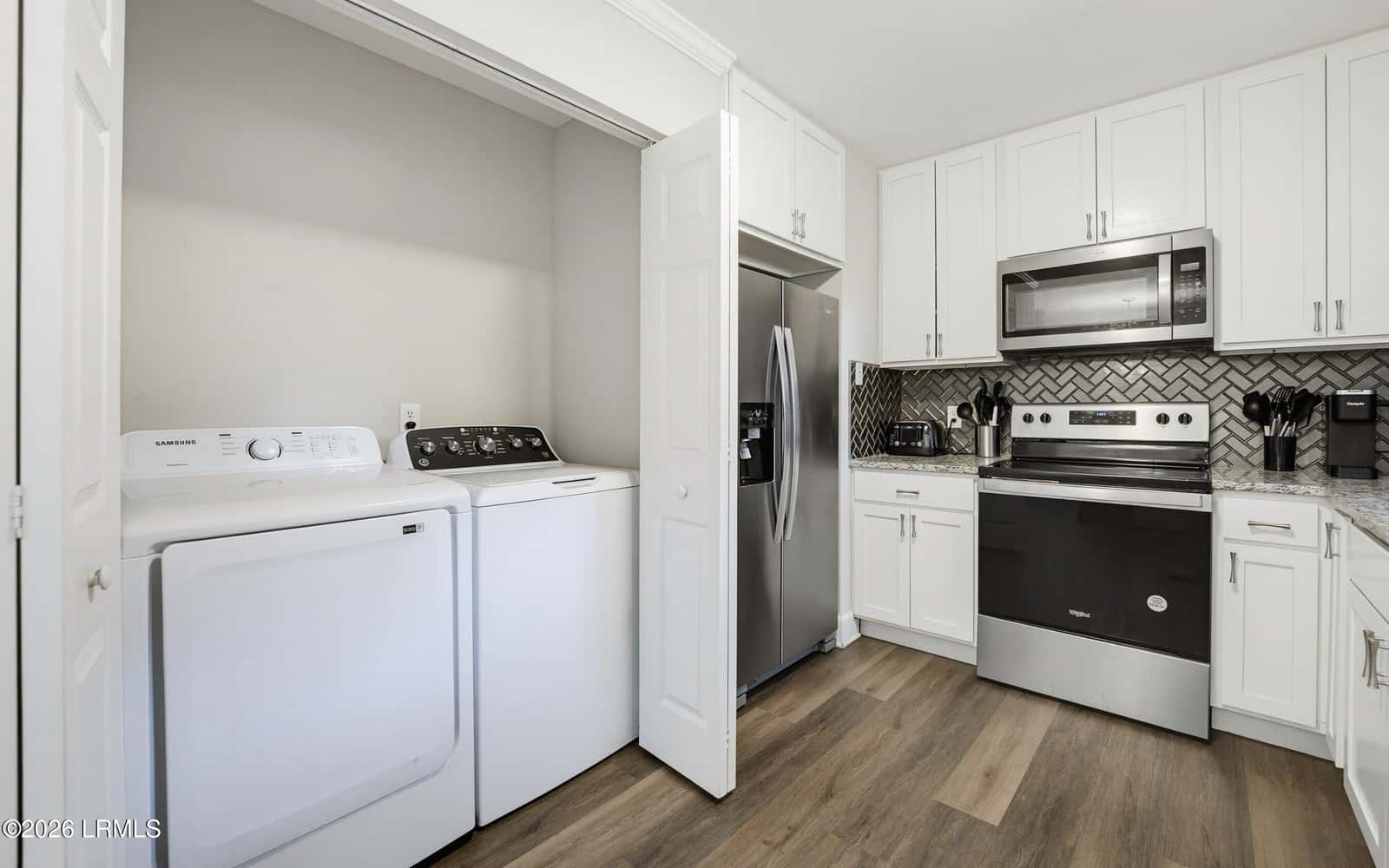 16 Wiggins Road, Beaufort, SC 29907 — photo 10 of 30