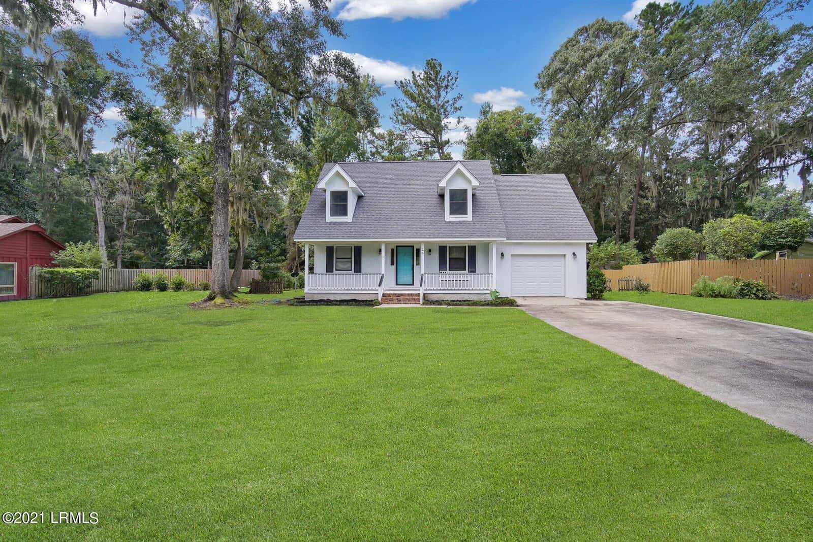 24 Chesterfield Lake Drive, Beaufort, SC 29906 — photo 1 of 29