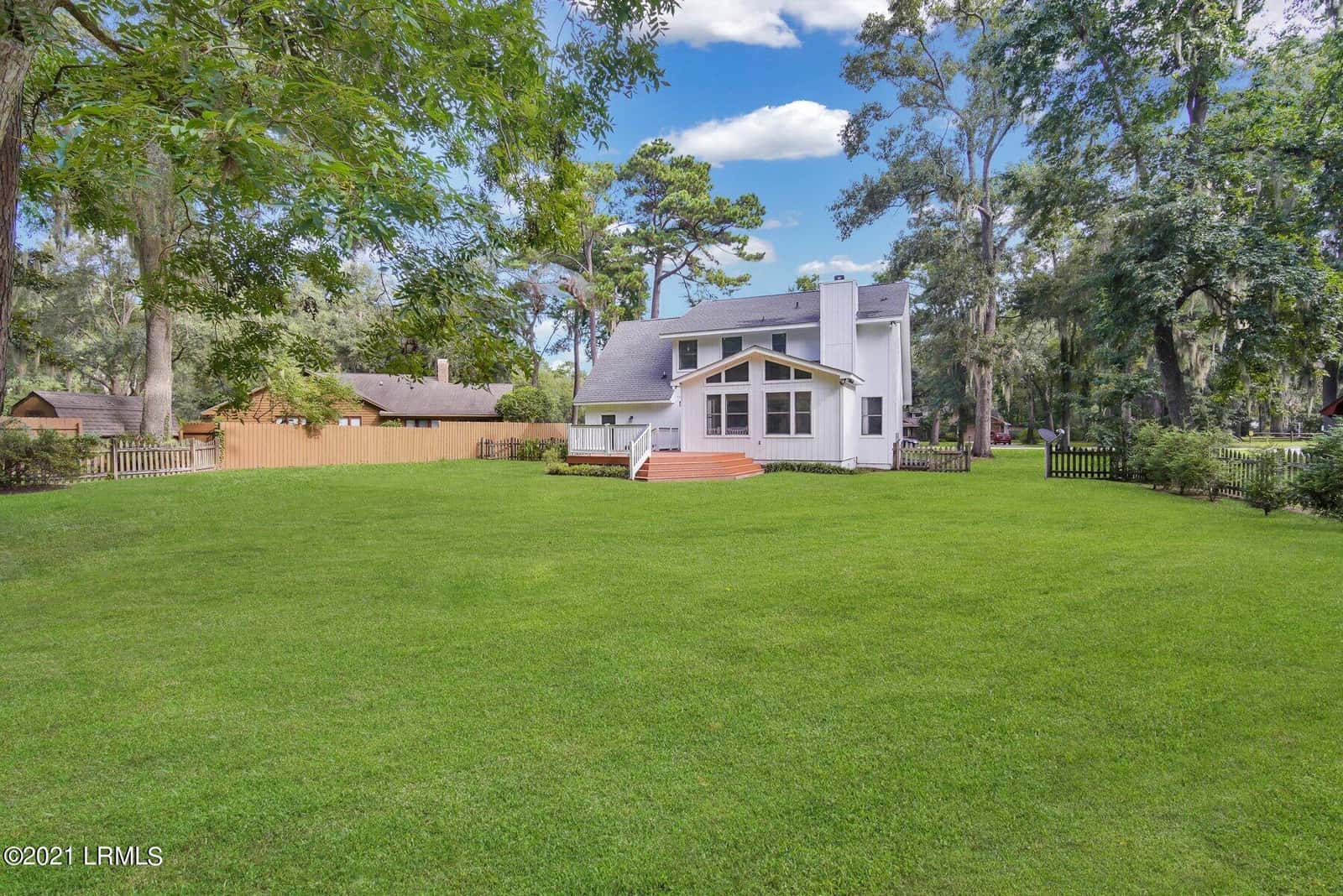 24 Chesterfield Lake Drive, Beaufort, SC 29906 — photo 26 of 29