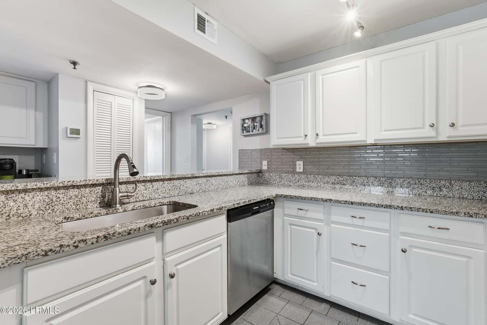 663 William Hilton Parkway 3321, Hilton Head Island, SC 29928 — photo 6 of 26