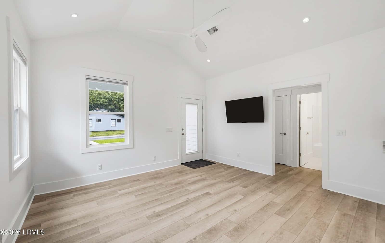 2015 Lafayette Street, Beaufort, SC 29902 — photo 7 of 30