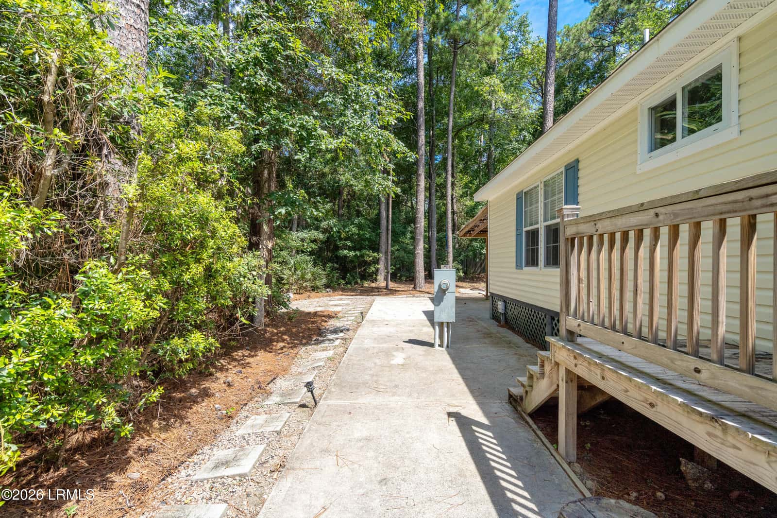 33 May River Court, Bluffton, SC 29910 — photo 2 of 34