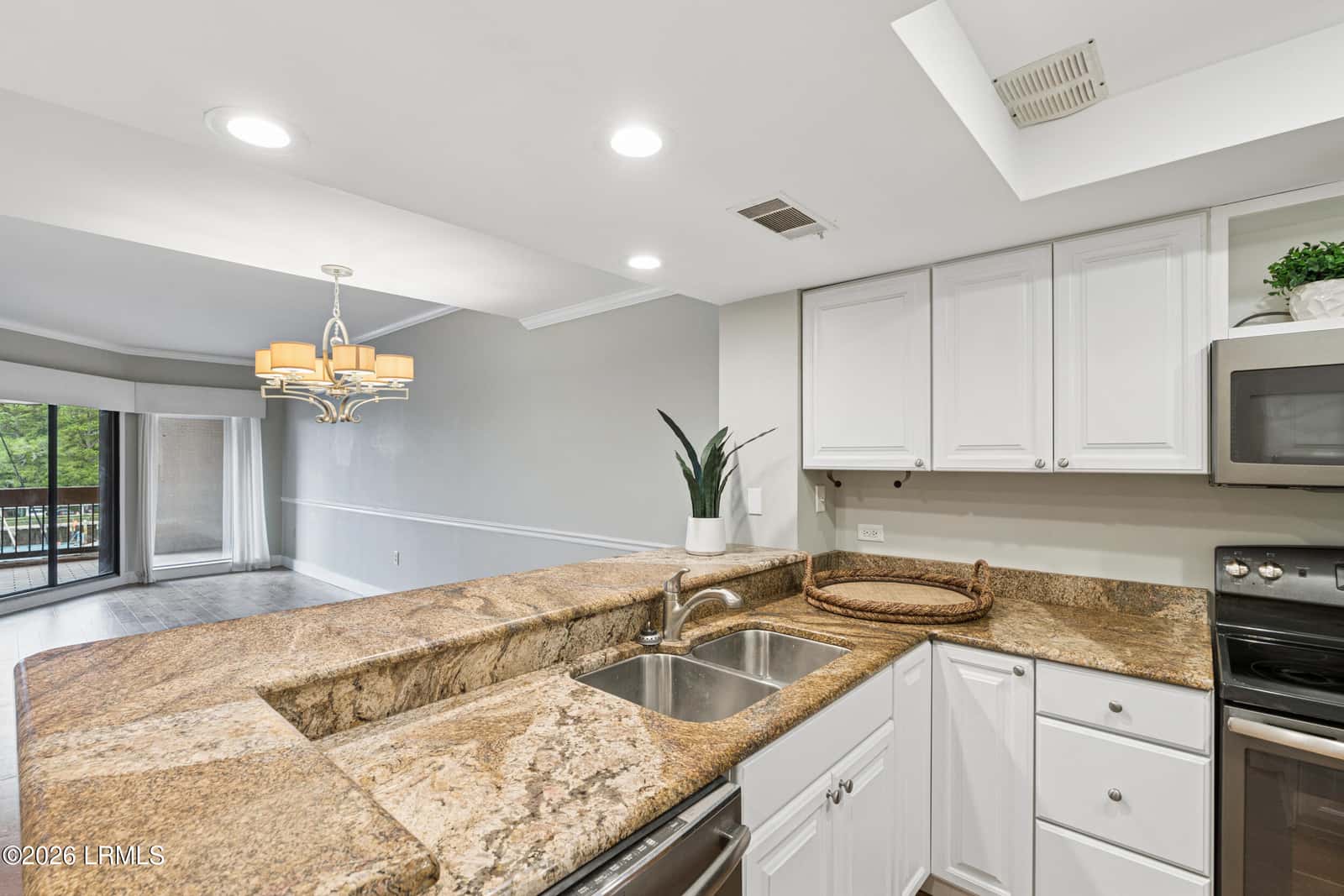 13 Harbourside Lane 7155, Hilton Head Island, SC 29928 — photo 6 of 36