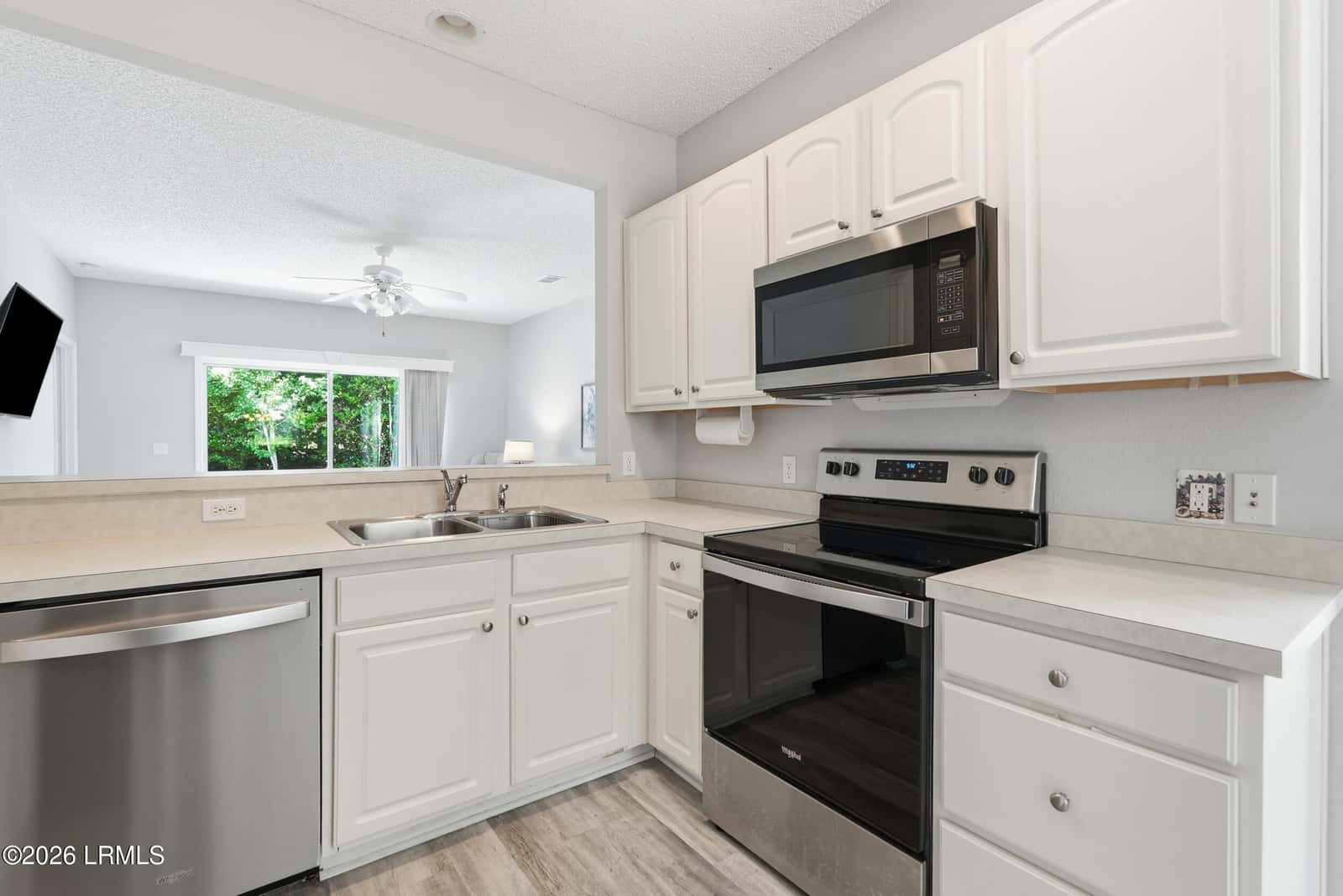 24 Whitebark Lane, Bluffton, SC 29909 — photo 10 of 80