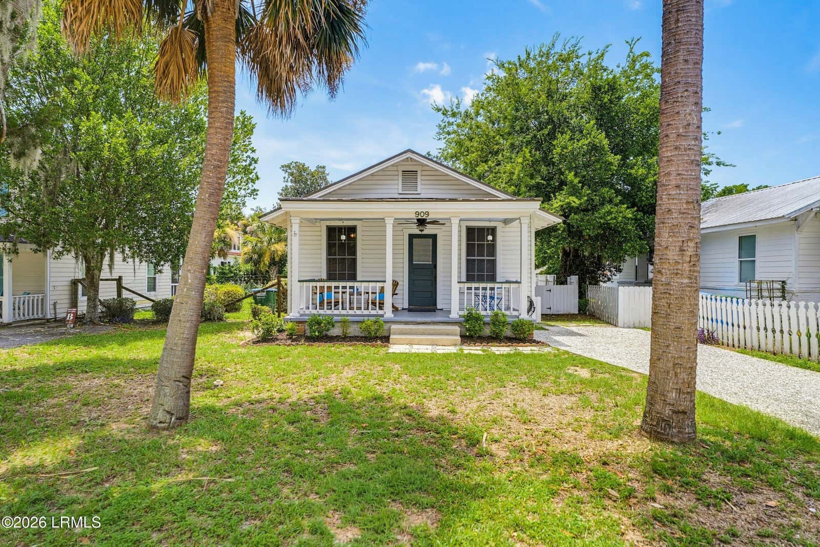 909 8th Street, Port Royal, SC 29935 — photo 2 of 55