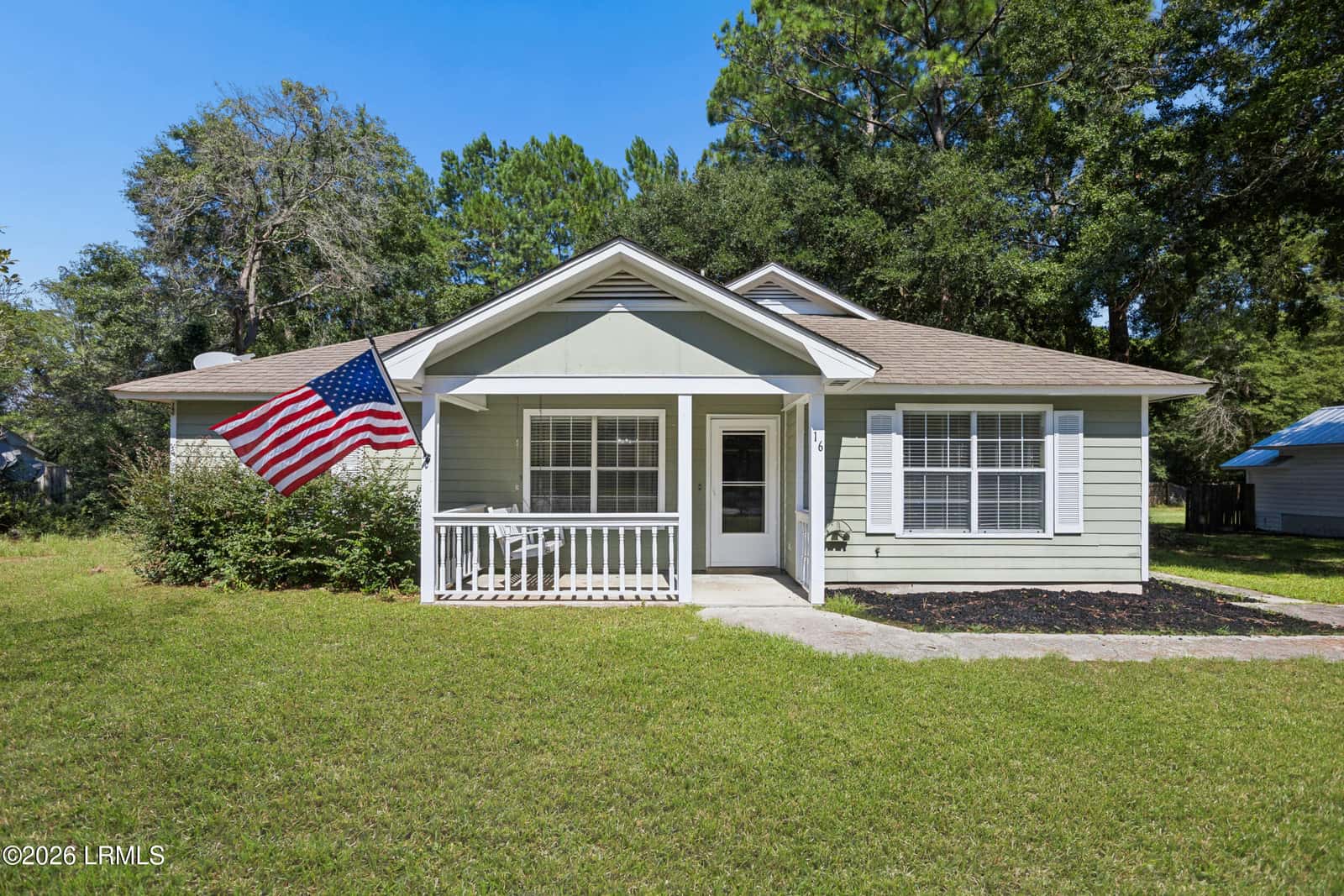 16 Robin Way, Beaufort, SC 29907 — photo 1 of 31