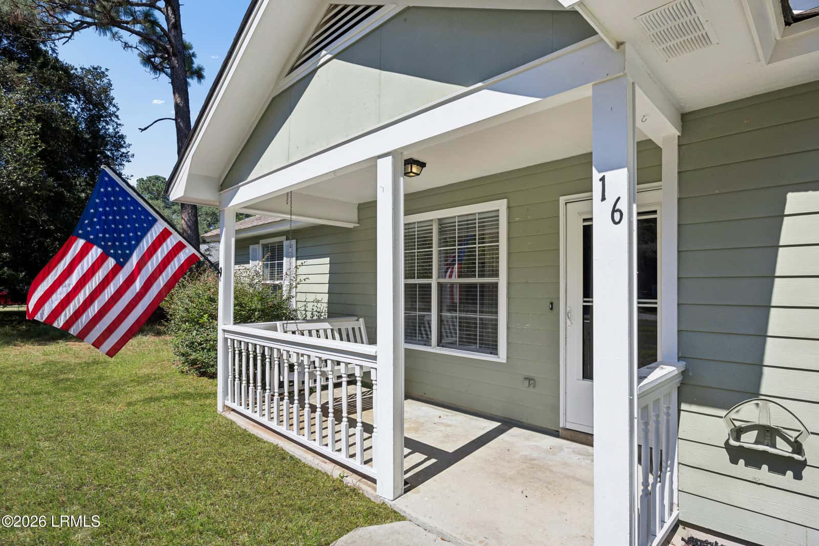 16 Robin Way, Beaufort, SC 29907 — photo 5 of 31