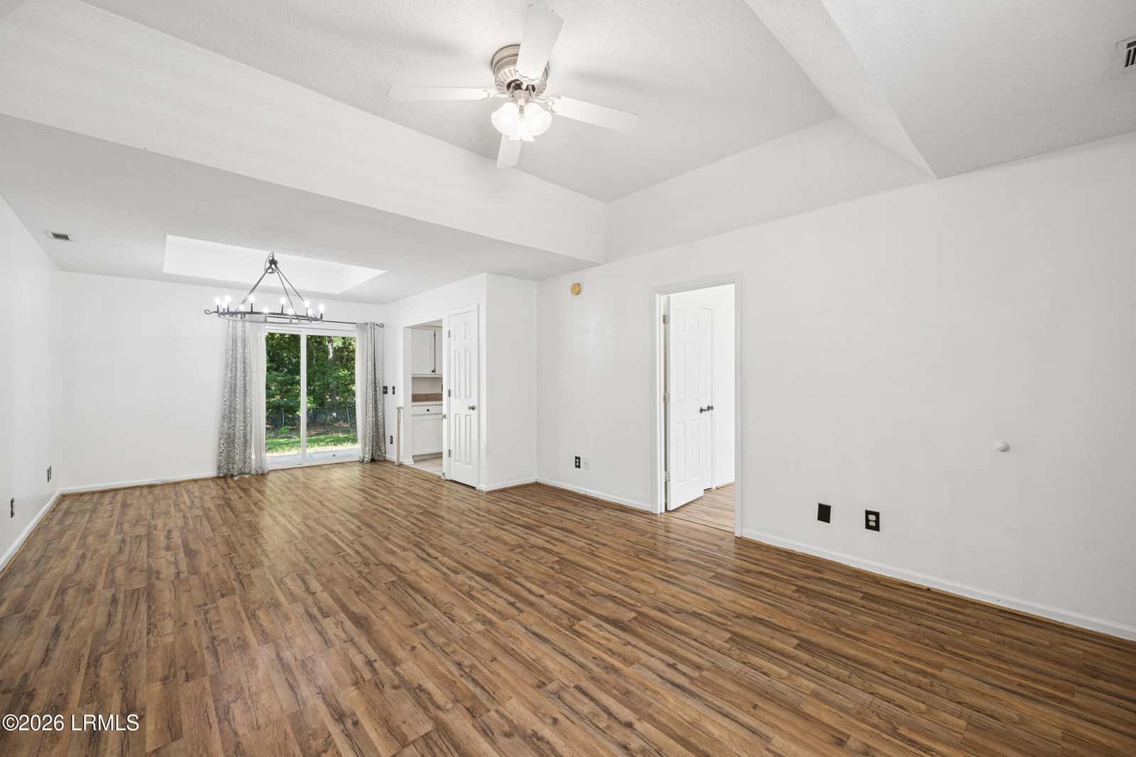 16 Robin Way, Beaufort, SC 29907 — photo 10 of 31