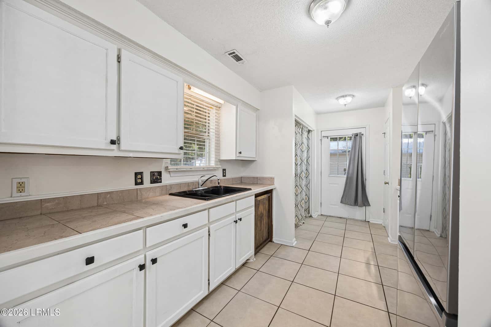 16 Robin Way, Beaufort, SC 29907 — photo 16 of 31