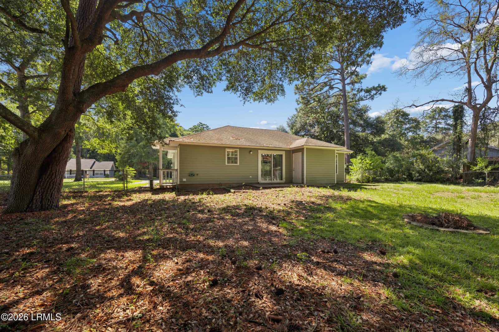 16 Robin Way, Beaufort, SC 29907 — photo 28 of 31