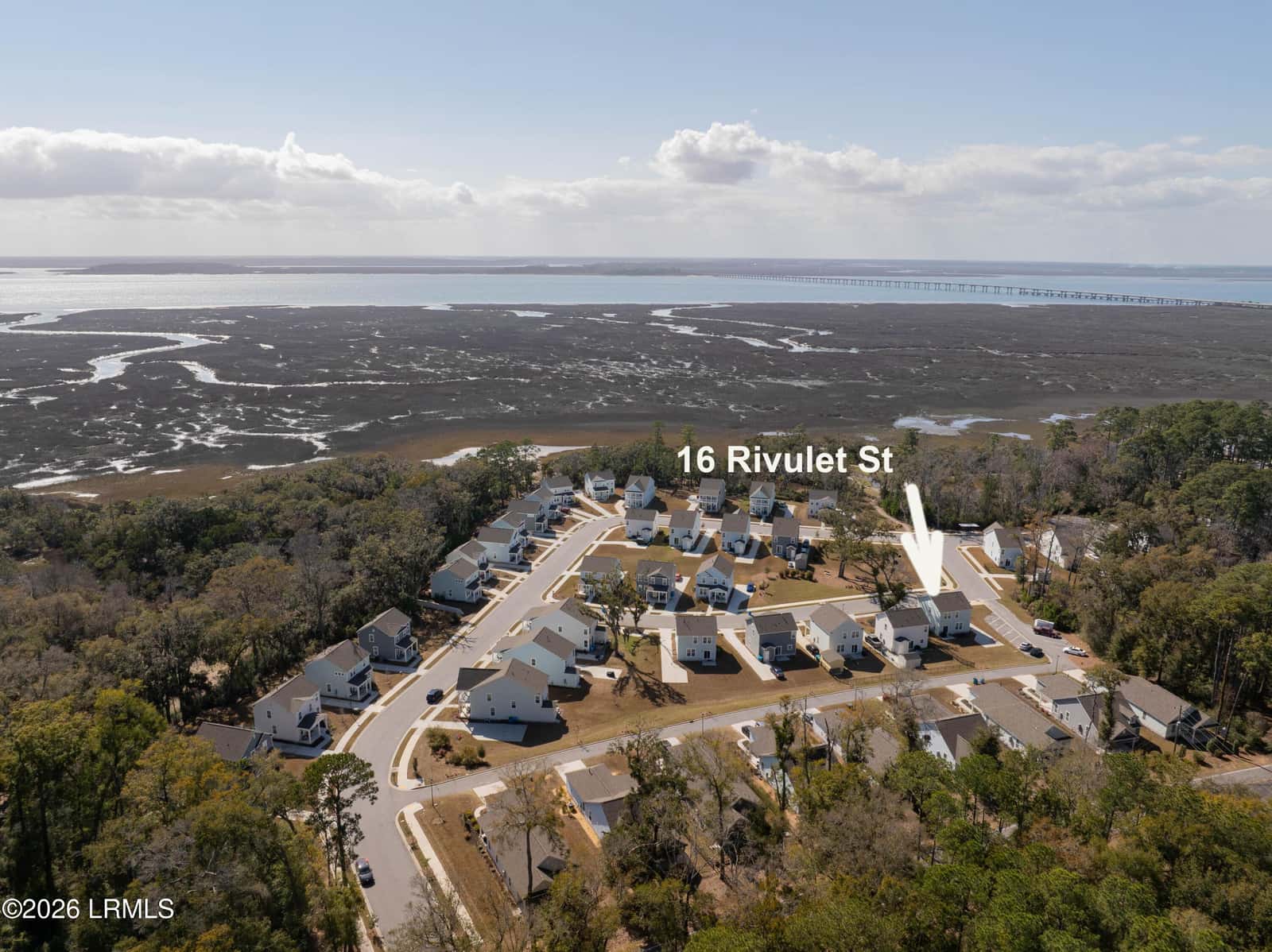 16 Rivulet Street, Beaufort, SC 29906 — photo 2 of 33